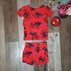NWT Marvel Red Spider-Man Graphic T-Shirt & Shorts Matching Set Size 12 Months